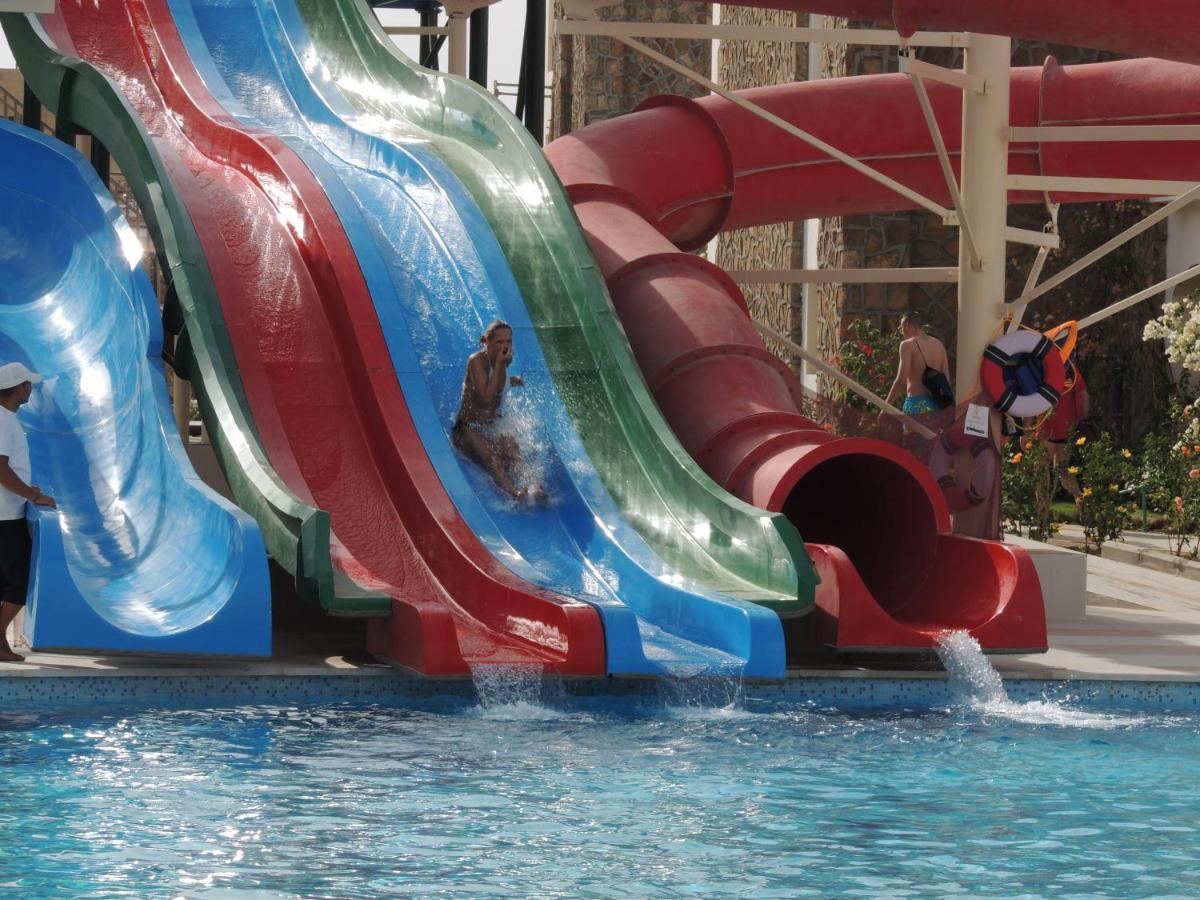 Brayka Bay Reef Resort Abu Dabab Exterior photo