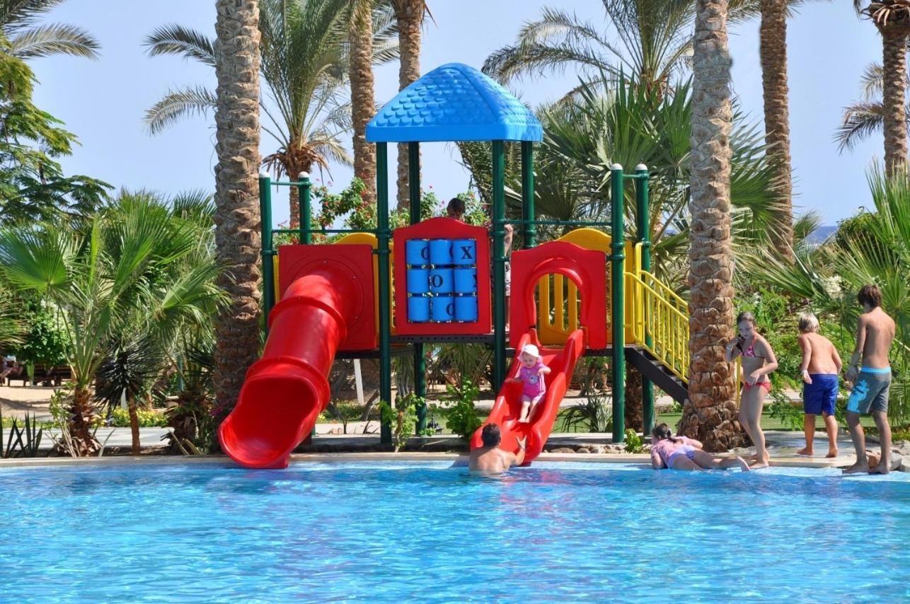 Brayka Bay Reef Resort Abu Dabab Exterior photo