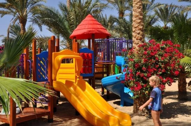 Brayka Bay Reef Resort Abu Dabab Exterior photo
