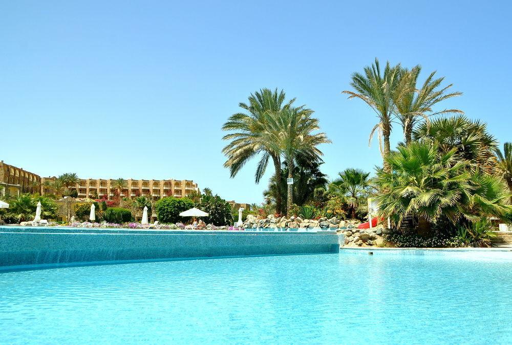 Brayka Bay Reef Resort Abu Dabab Exterior photo