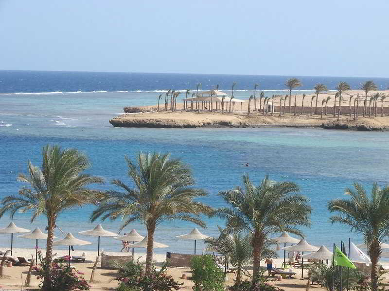 Brayka Bay Reef Resort Abu Dabab Exterior photo